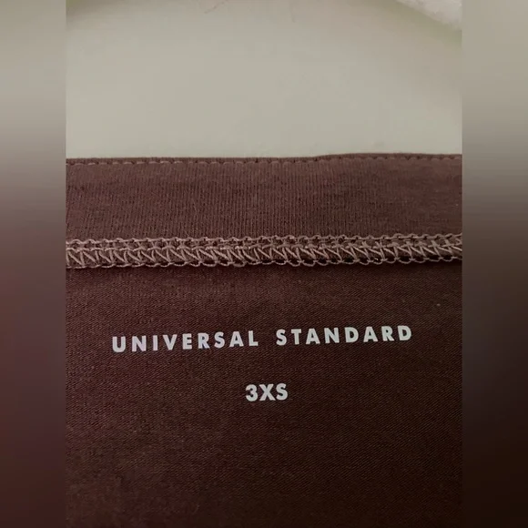 Universal Standard Jersey Ballet Top - Picture 3 of 4